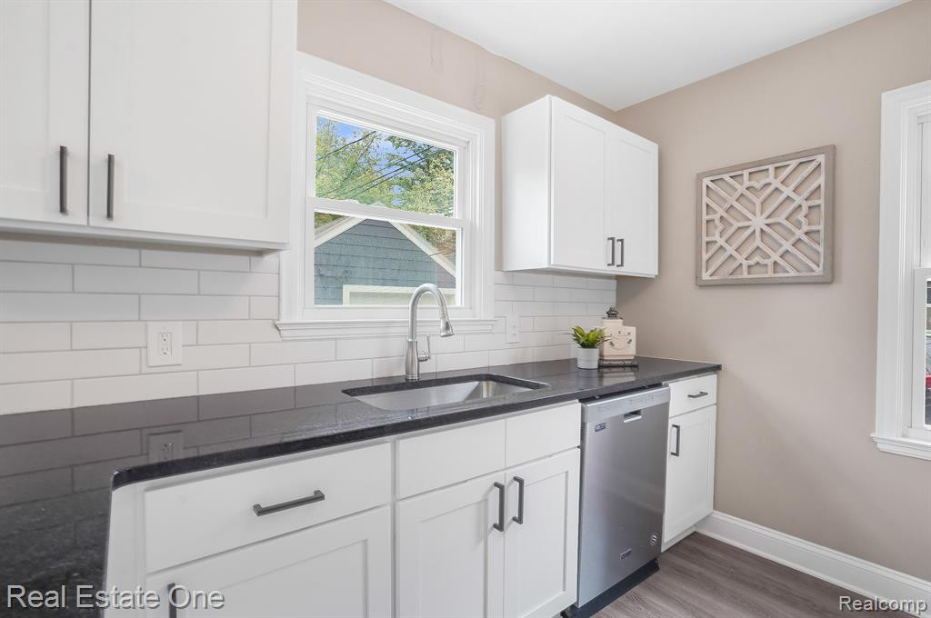 1209 HUTCHINS Avenue, Ann Arbor, MI 48103 — Photo 7