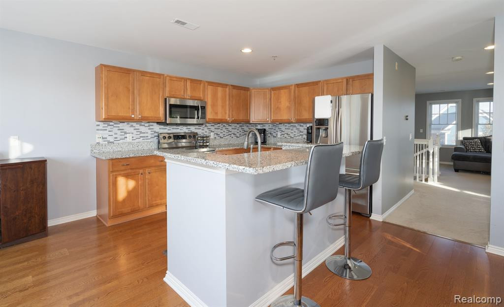 50107 HARDING Street, Canton, MI 48188 — Photo 12
