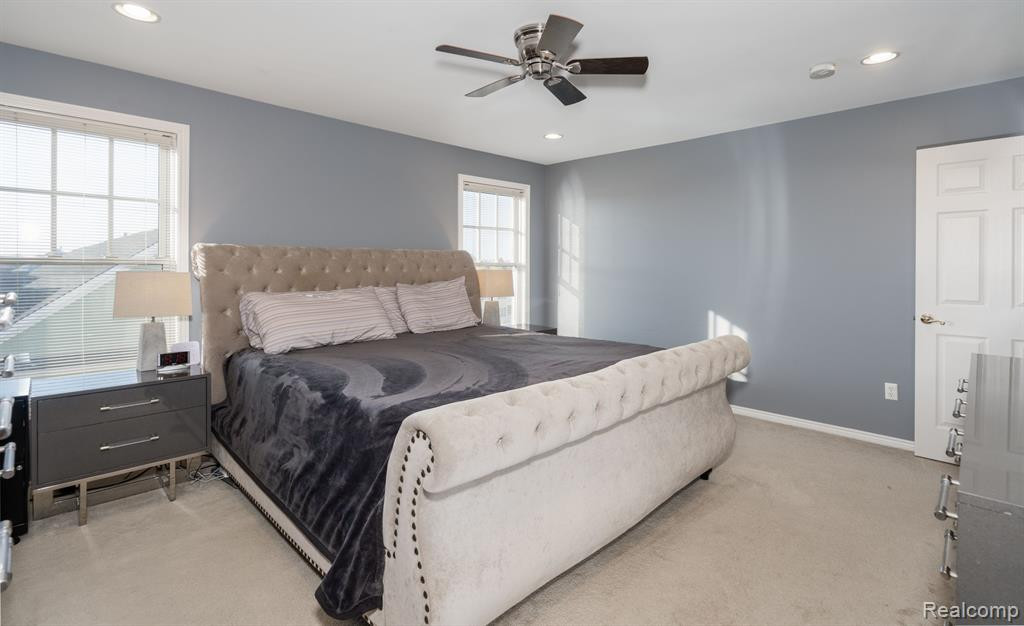 50107 HARDING Street, Canton, MI 48188 — Photo 16