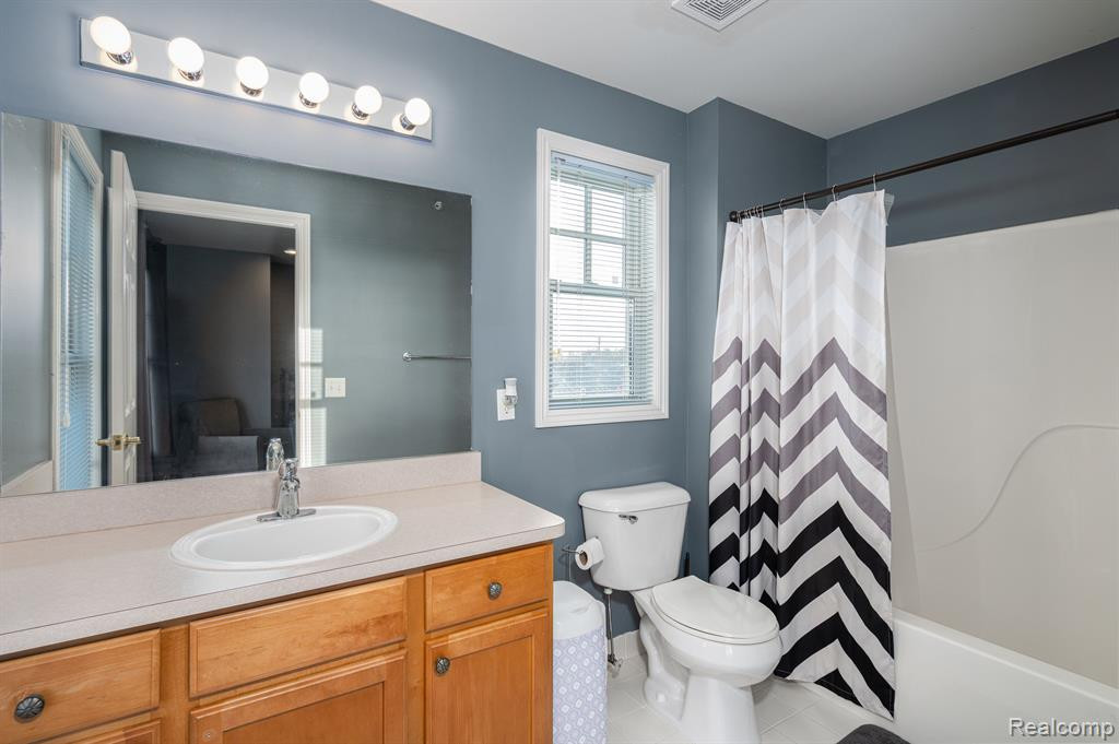 50107 HARDING Street, Canton, MI 48188 — Photo 20