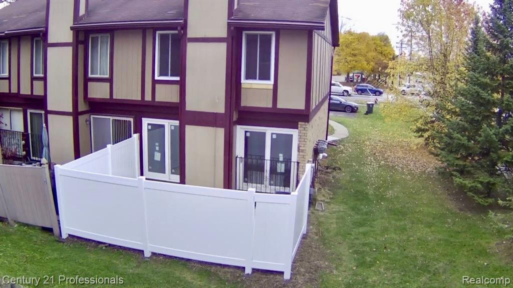 7231 N MORTON TAYLOR Road, Canton, MI 48187 — Photo 5