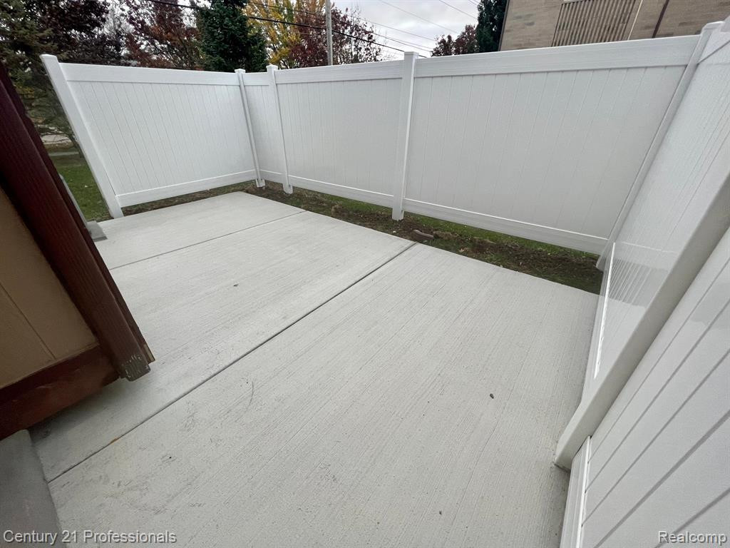 7231 N MORTON TAYLOR Road, Canton, MI 48187 — Photo 8