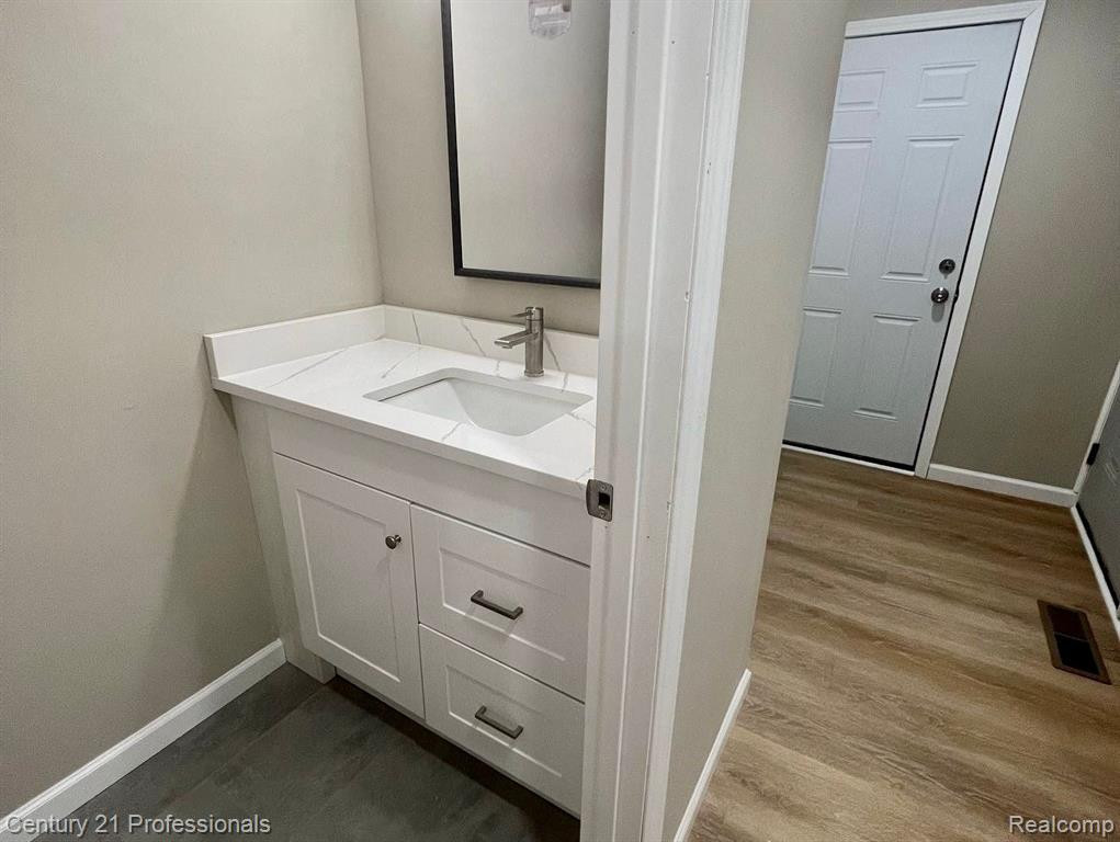 7231 N MORTON TAYLOR Road, Canton, MI 48187 — Photo 19