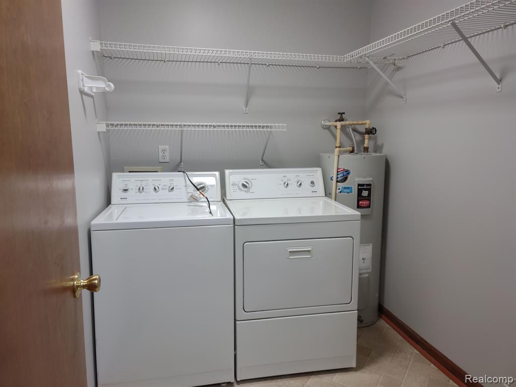 2504 EAGLES Circle, 2, Ypsilanti, MI 48197 — Photo 11