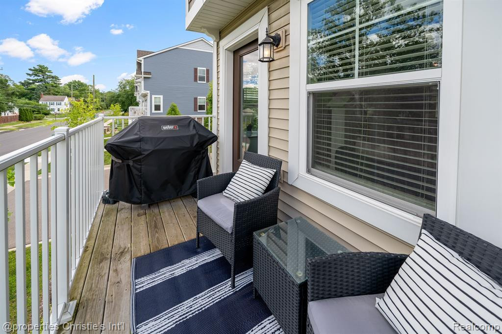 550 PARKDALE Lane, Ferndale, MI 48220 — Photo 16
