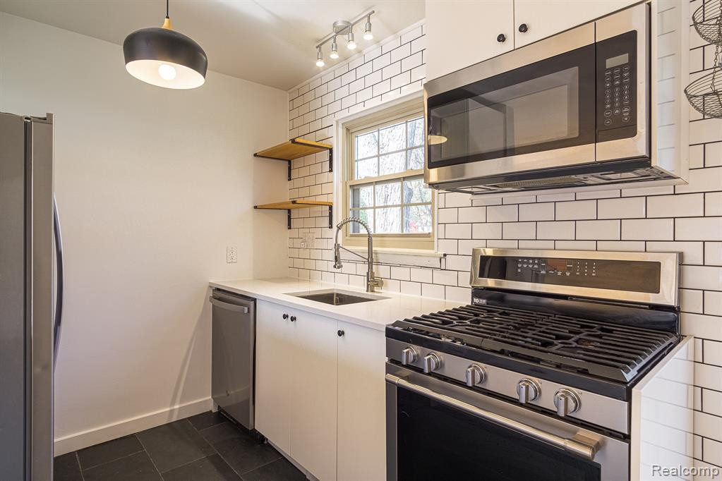 2933 VERLE Avenue, Ann Arbor, MI 48108 — Photo 7