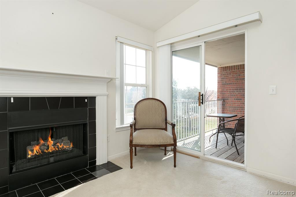 43195 Woodbridge Drive, Clinton Twp, MI 48038 — Photo 6