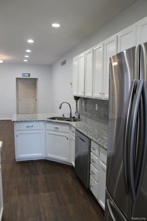 235 WINDWARD, Detroit, MI 48207 — Photo 5