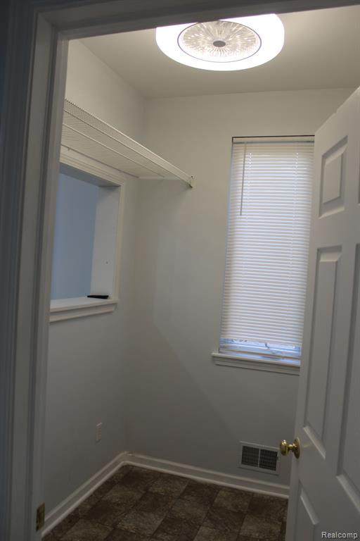 235 WINDWARD, Detroit, MI 48207 — Photo 10