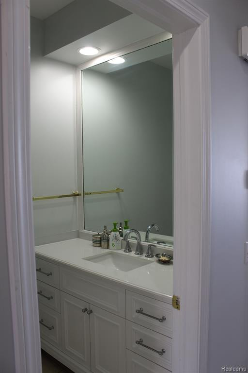 235 WINDWARD, Detroit, MI 48207 — Photo 15