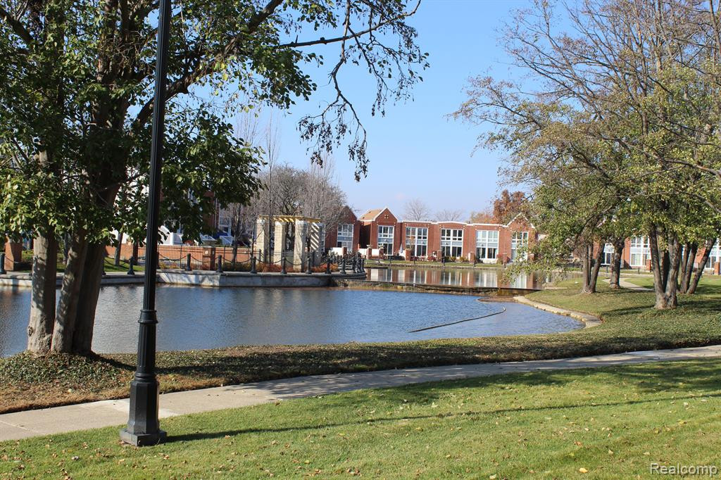 235 WINDWARD, Detroit, MI 48207 — Photo 26