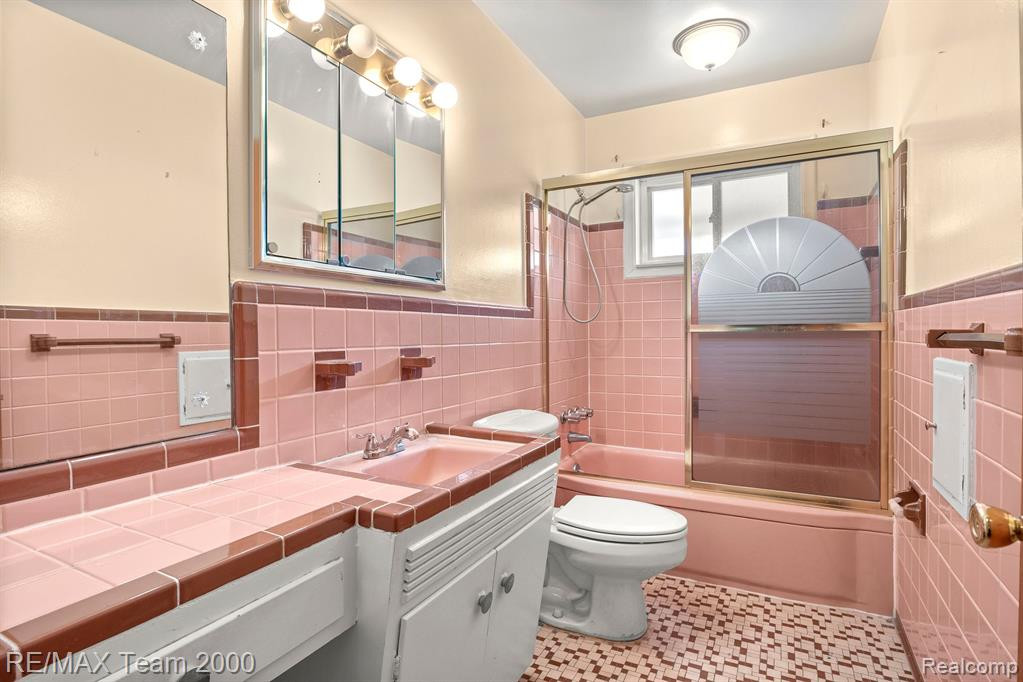 4170 LINCOLN Boulevard, Dearborn Heights, MI 48125 — Photo 21