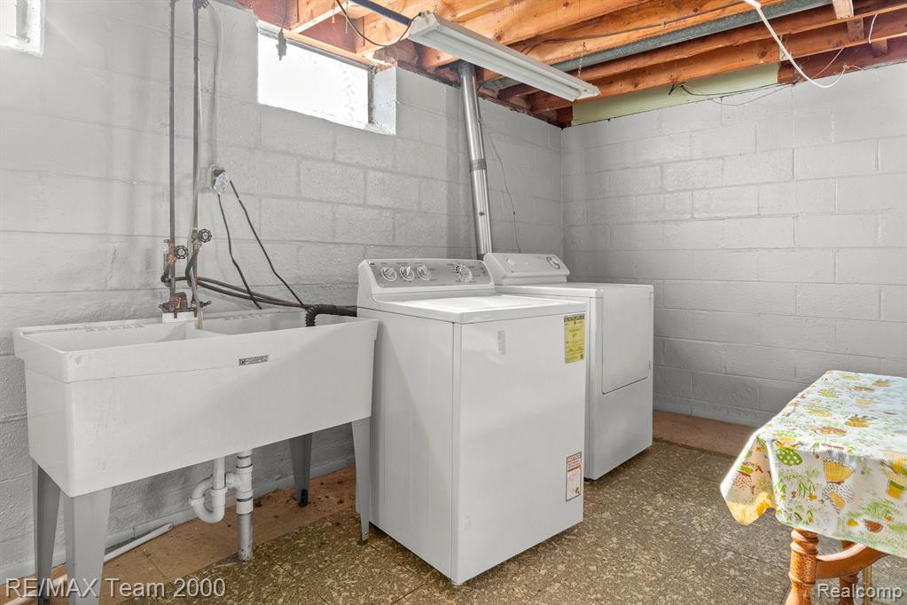 4170 LINCOLN Boulevard, Dearborn Heights, MI 48125 — Photo 29