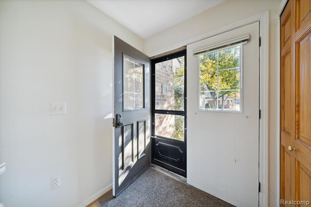 1852 TORQUAY Avenue, #181, Royal Oak, MI 48073 — Photo 6