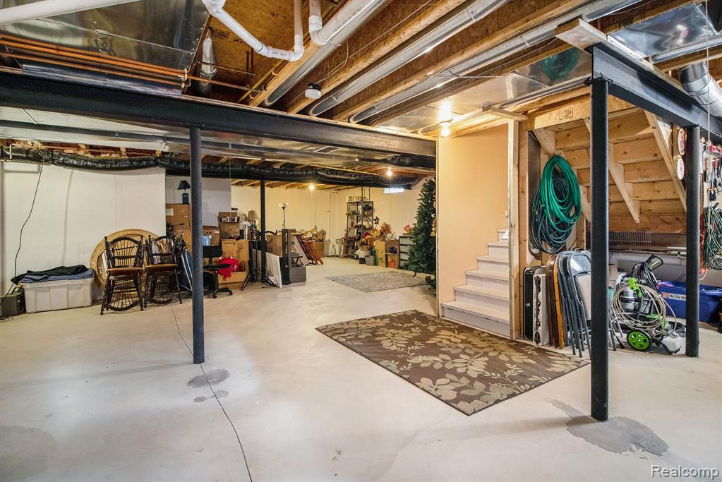51098 Sleepy Hollow Lane, Canton, MI 48188 — Photo 33