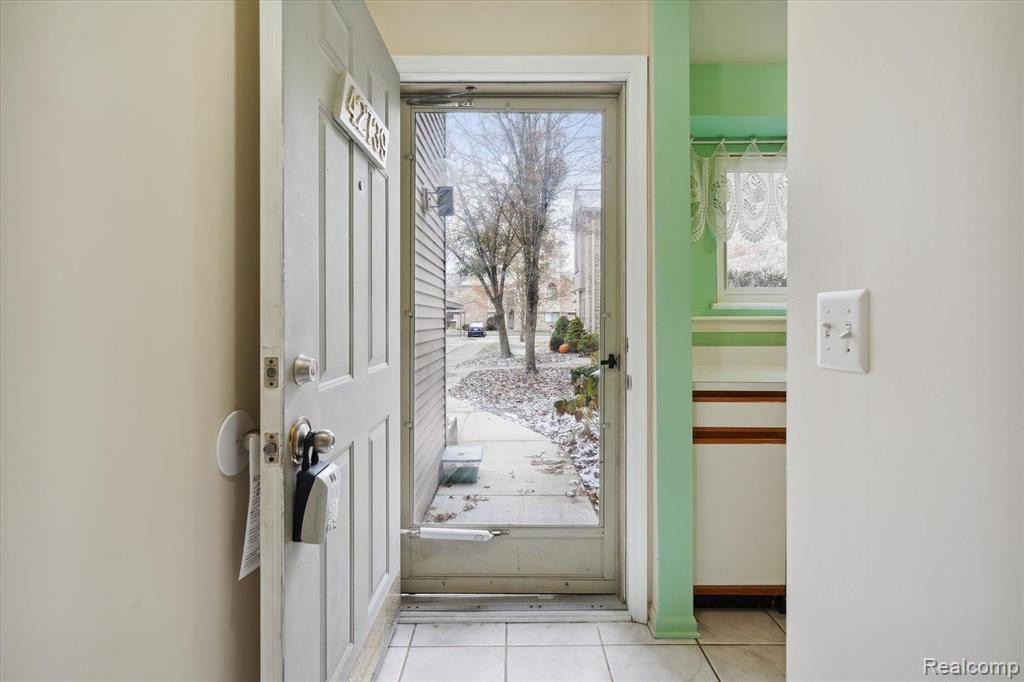 42739 LILLEY POINTE Drive, Canton, MI 48187 — Photo 5