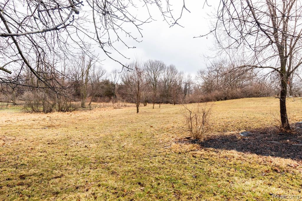 3211 HAAB Road, Ann Arbor, MI 48103 — Photo 5
