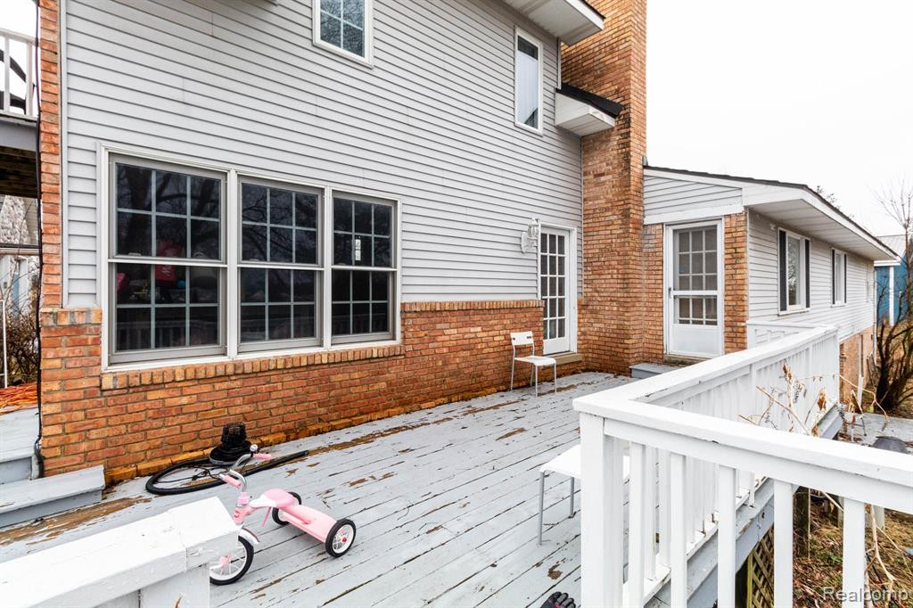 3211 HAAB Road, Ann Arbor, MI 48103 — Photo 7
