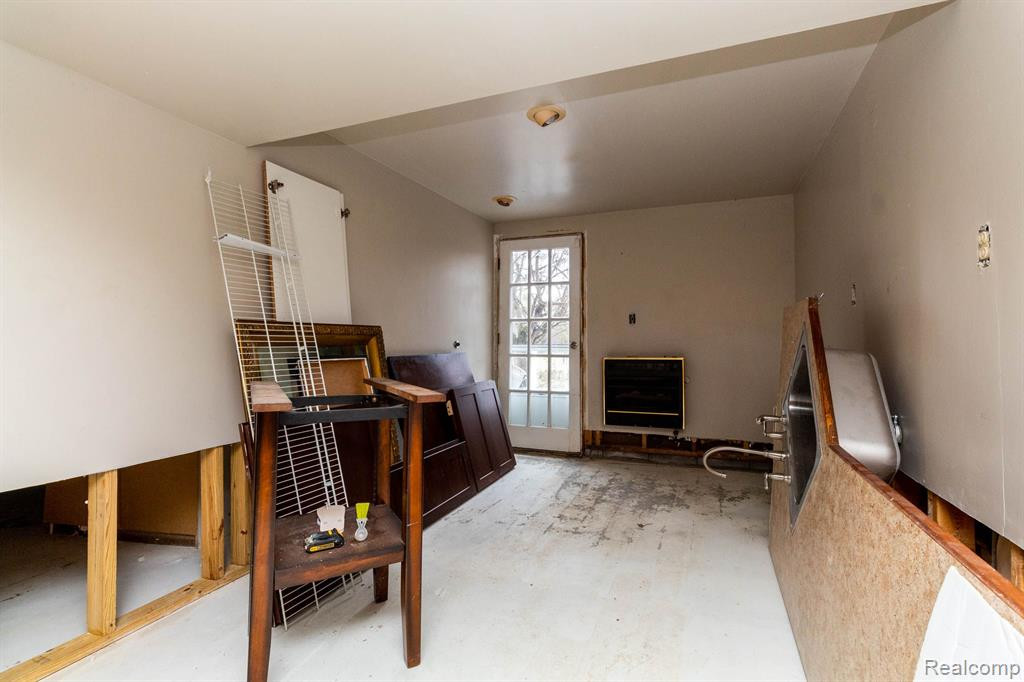 3211 HAAB Road, Ann Arbor, MI 48103 — Photo 22