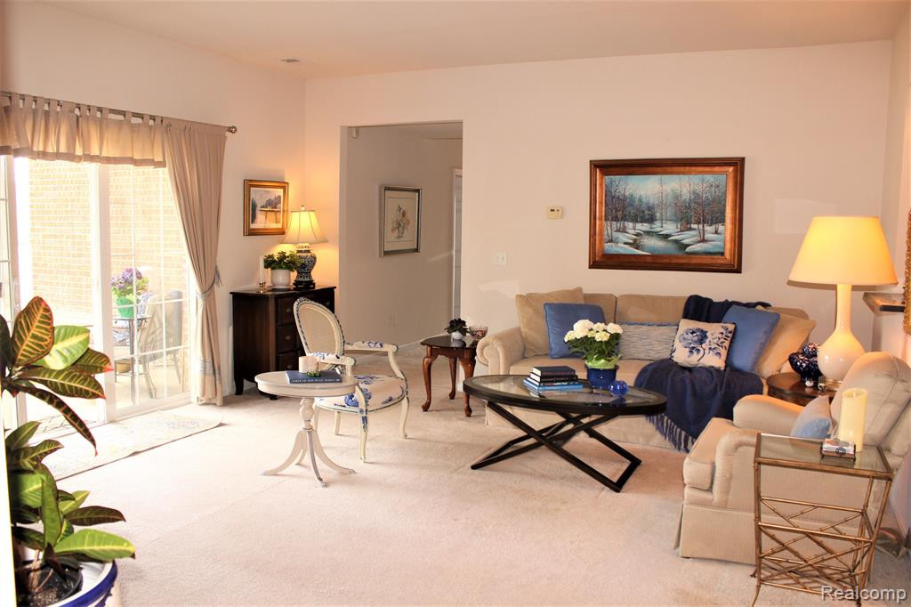 4441 SOUTHBRIDGE Drive, Canton, MI 48188 — Photo 9