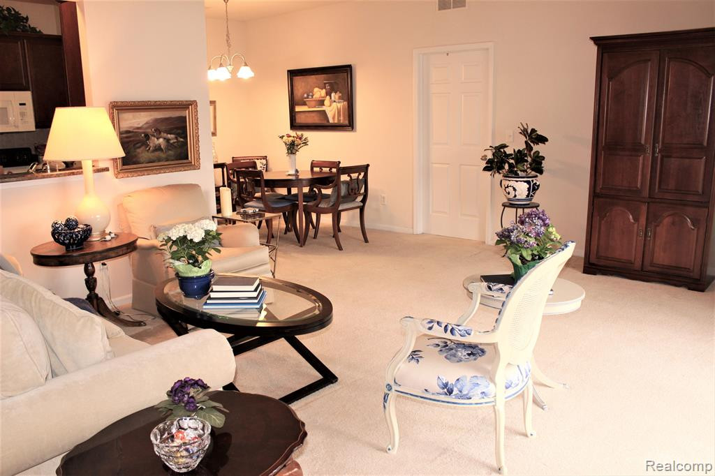 4441 SOUTHBRIDGE Drive, Canton, MI 48188 — Photo 10