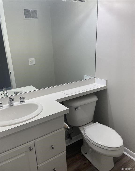 9699 HARBOUR COVE, Ypsilanti, MI 48197 — Photo 9