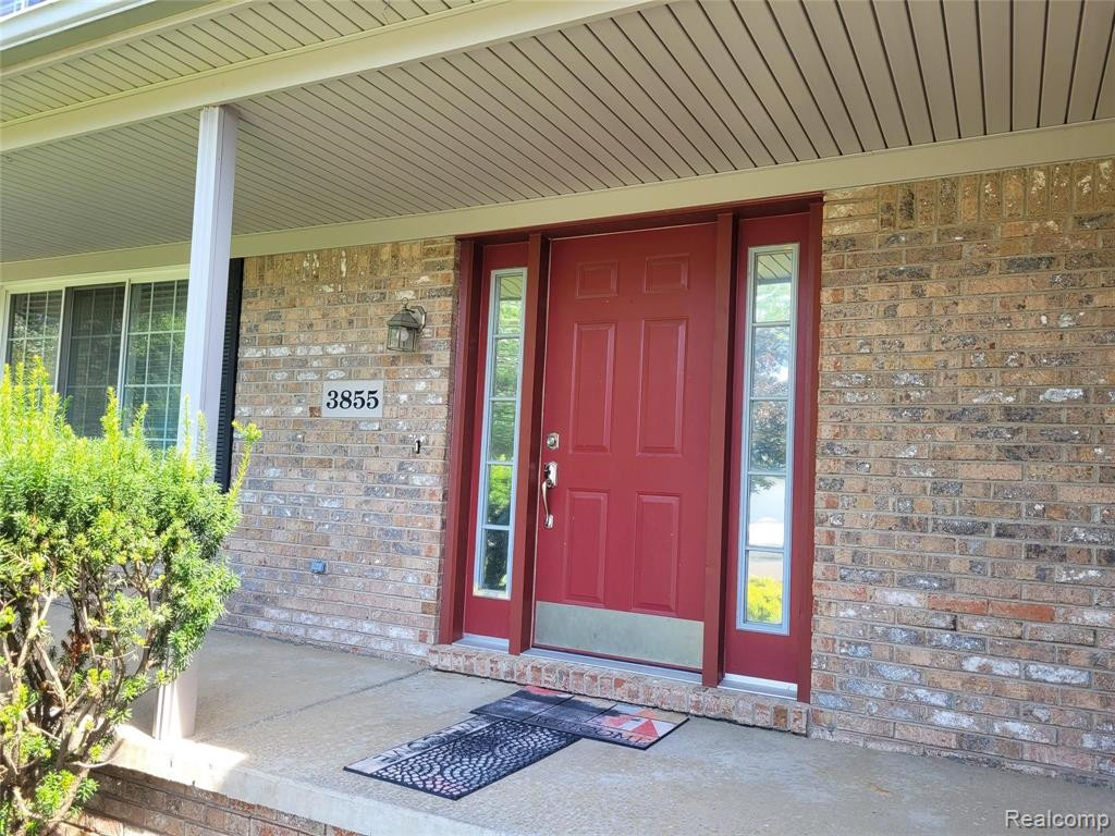 3855 PALISADES Boulevard, Ypsilanti, MI 48197 — Photo 2
