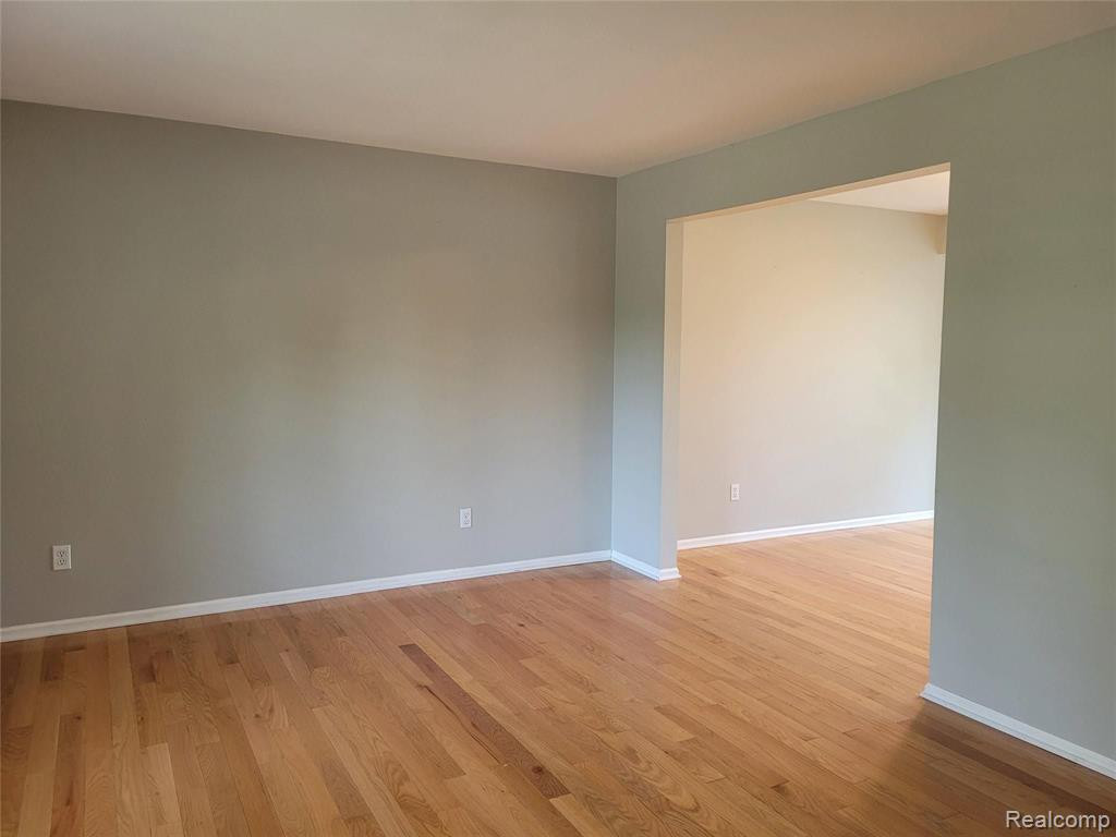 3855 PALISADES Boulevard, Ypsilanti, MI 48197 — Photo 4