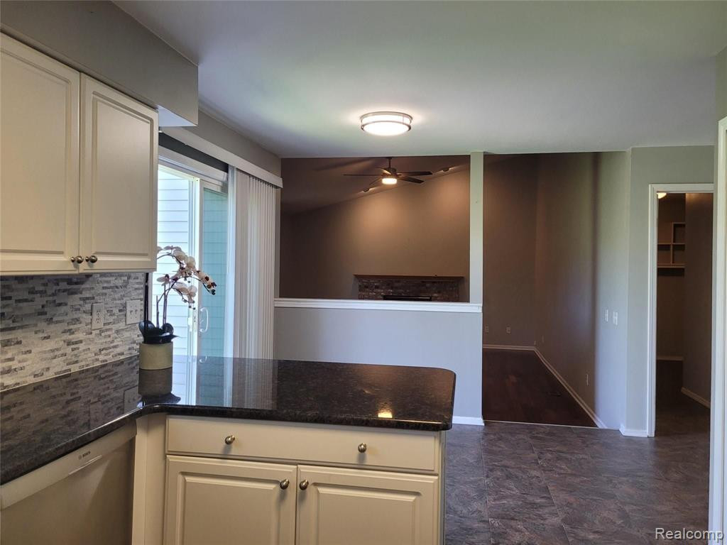 3855 PALISADES Boulevard, Ypsilanti, MI 48197 — Photo 14