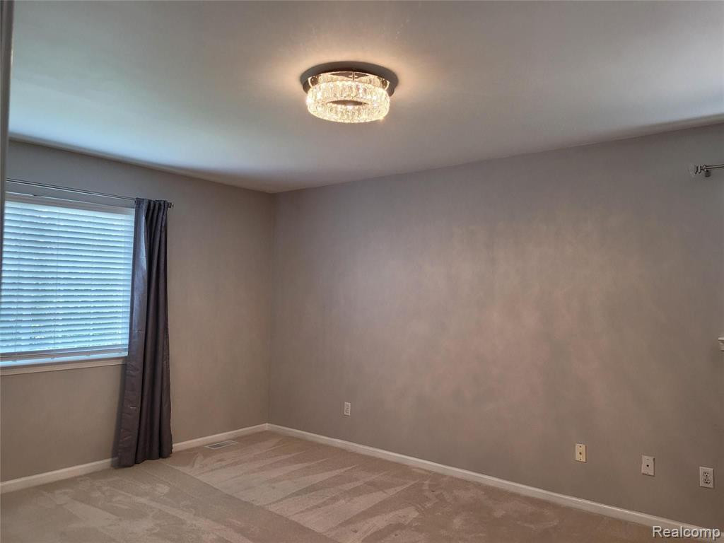 3855 PALISADES Boulevard, Ypsilanti, MI 48197 — Photo 22