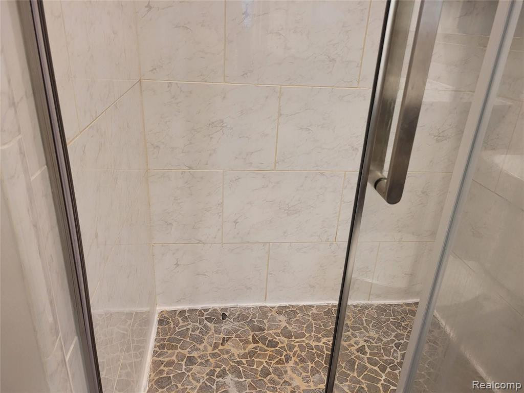 3855 PALISADES Boulevard, Ypsilanti, MI 48197 — Photo 26