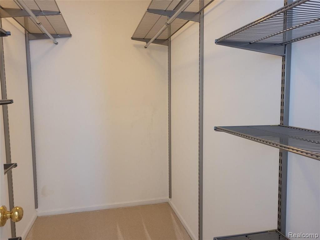 3855 PALISADES Boulevard, Ypsilanti, MI 48197 — Photo 29
