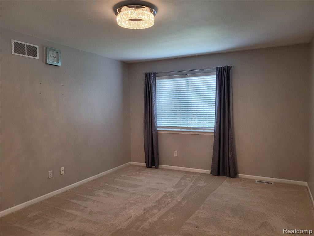 3855 PALISADES Boulevard, Ypsilanti, MI 48197 — Photo 30