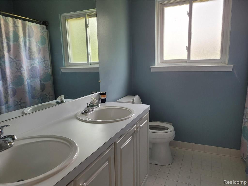 3855 PALISADES Boulevard, Ypsilanti, MI 48197 — Photo 33