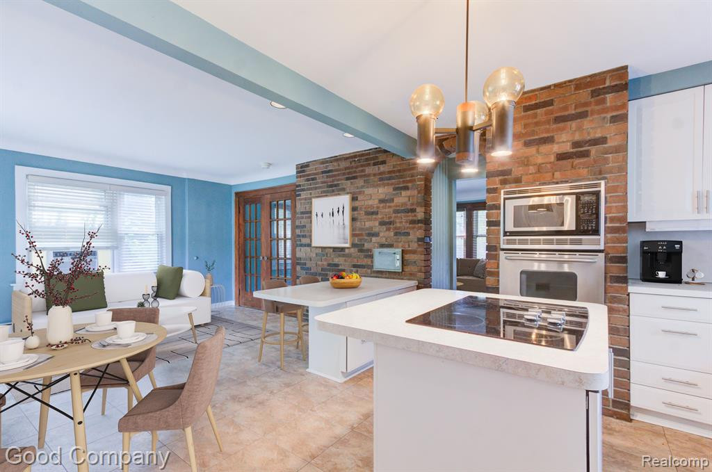613 E LINCOLN Avenue, Royal Oak, MI 48067 — Photo 3