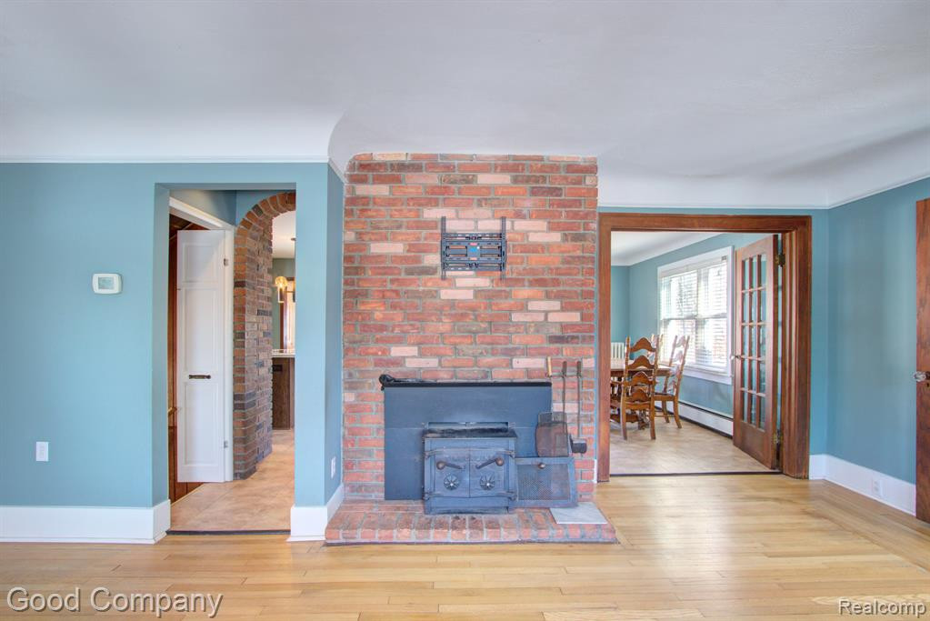 613 E LINCOLN Avenue, Royal Oak, MI 48067 — Photo 7