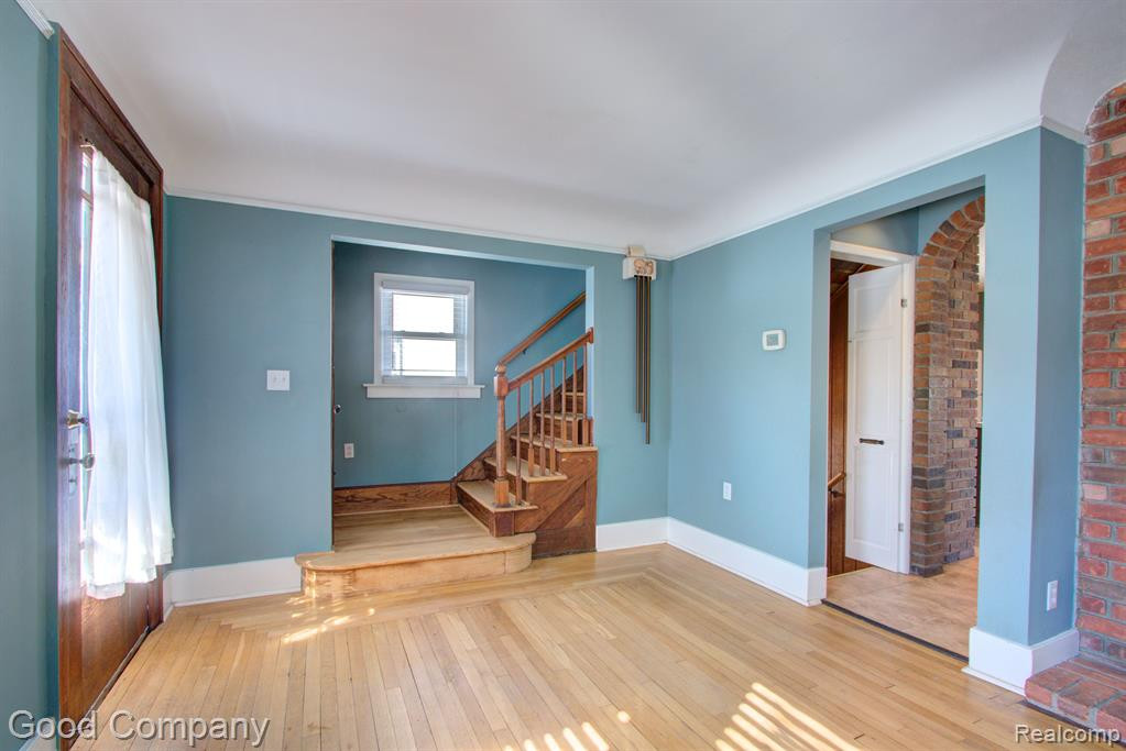 613 E LINCOLN Avenue, Royal Oak, MI 48067 — Photo 11