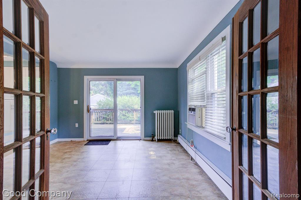 613 E LINCOLN Avenue, Royal Oak, MI 48067 — Photo 20