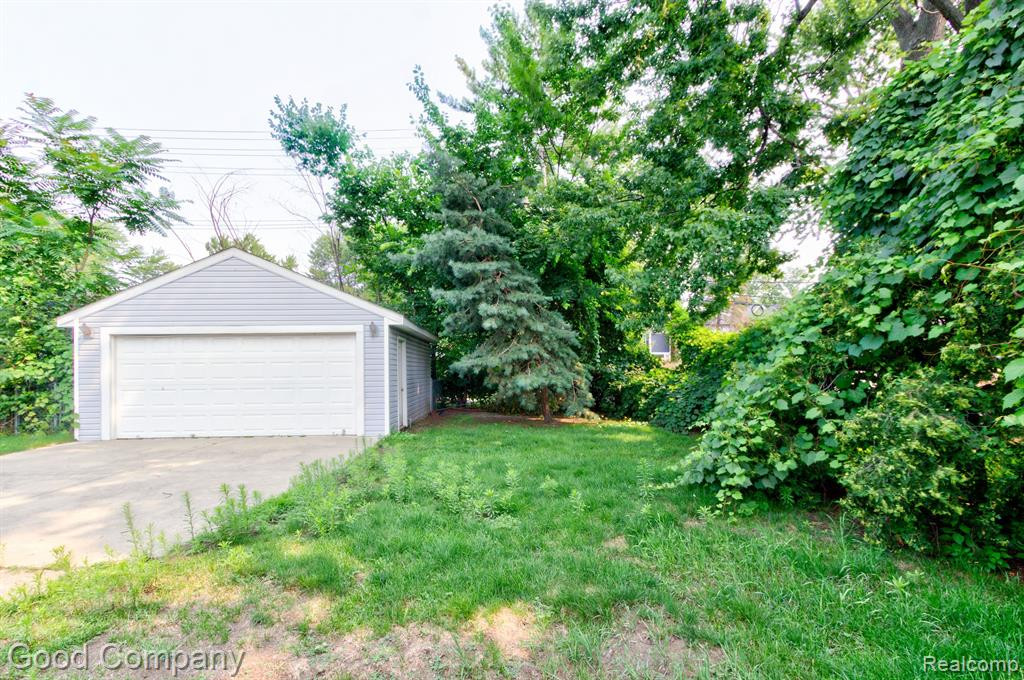 613 E LINCOLN Avenue, Royal Oak, MI 48067 — Photo 45