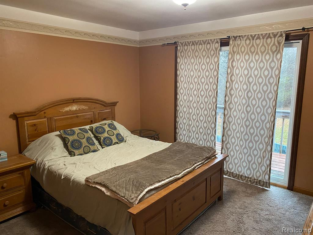 2810 W MAPLE Road, Wixom, MI 48393 — Photo 25