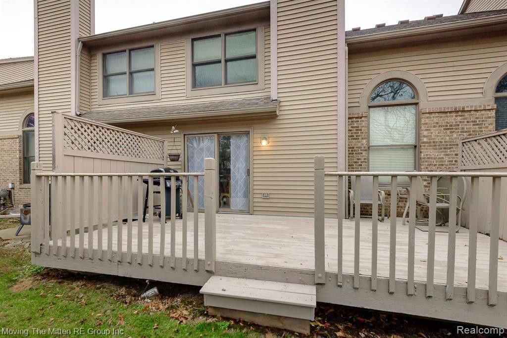 45085 HORSESHOE Circle, Canton, MI 48187 — Photo 45