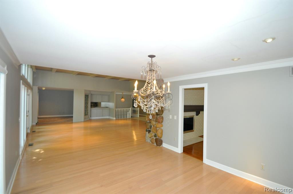6081 DUNMORE Drive, West Bloomfield, MI — Photo 8