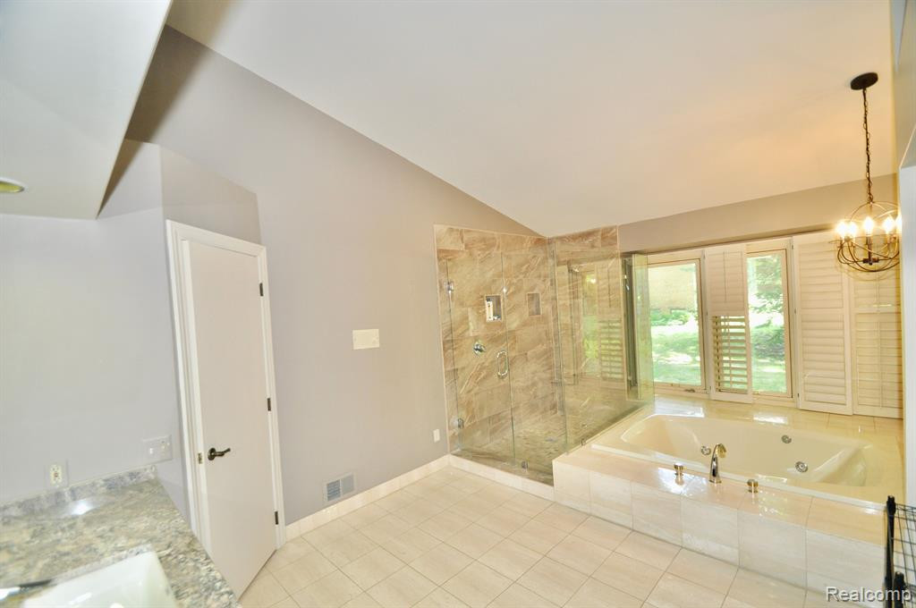 6081 DUNMORE Drive, West Bloomfield, MI — Photo 15