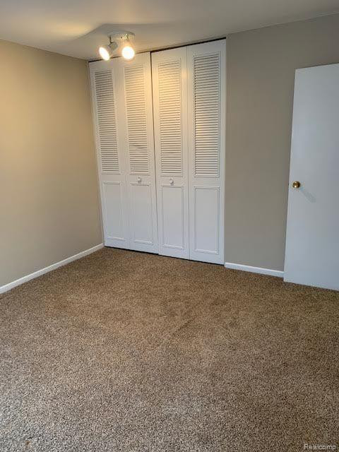 1890 COLONIAL VILLAGE Way, 4, Waterford, MI 48328 — Photo 13