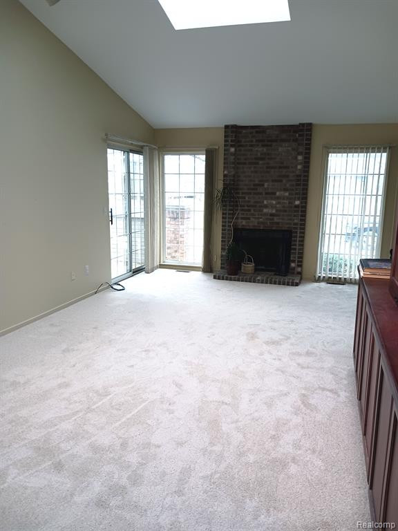 6600 BELLOWS Court, West Bloomfield, MI — Photo 4
