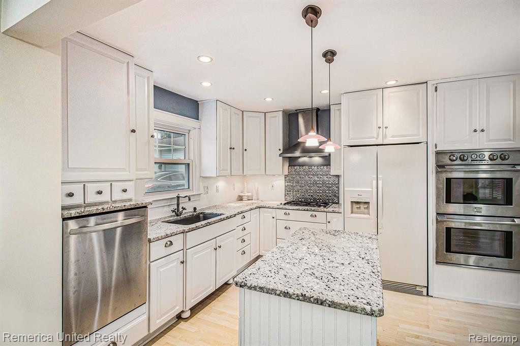 127 N HOLCOMB Road, Clarkston, MI — Photo 4