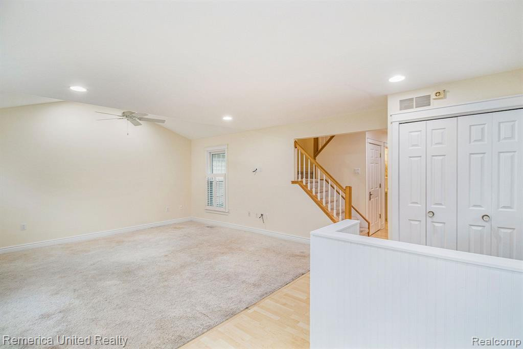 127 N HOLCOMB Road, Clarkston, MI — Photo 12
