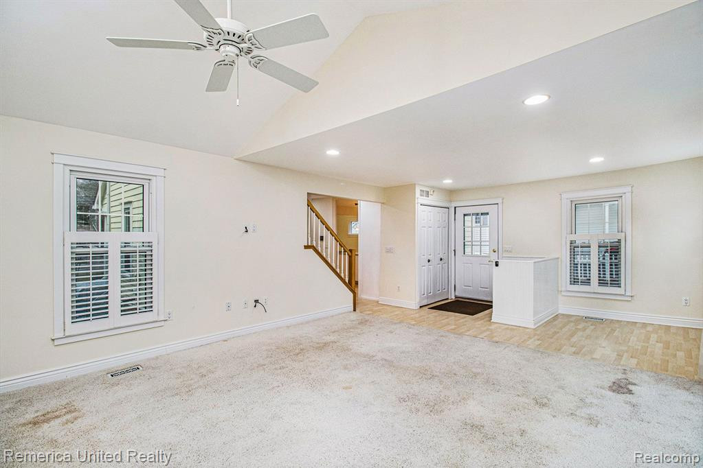 127 N HOLCOMB Road, Clarkston, MI — Photo 13