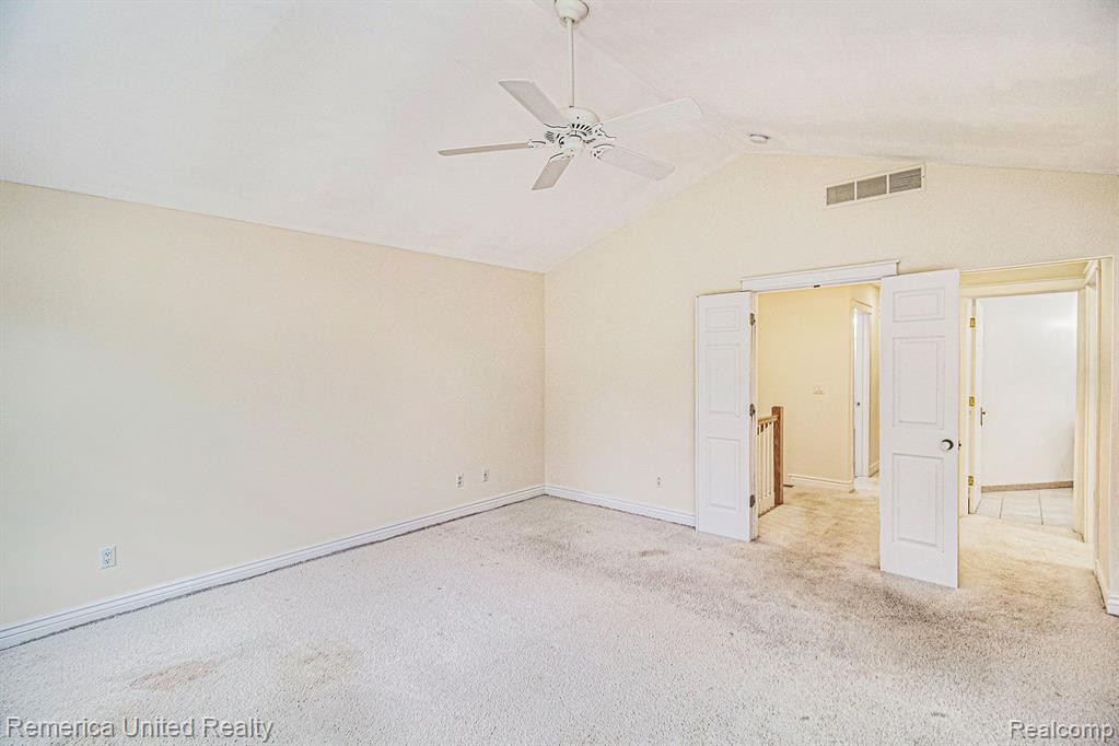 127 N HOLCOMB Road, Clarkston, MI — Photo 17