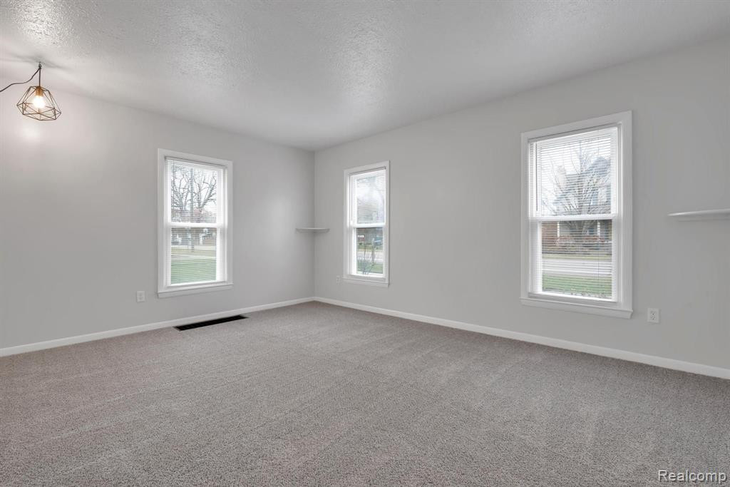 511 E MAIN Street, Stockbridge, MI 49285 — Photo 16